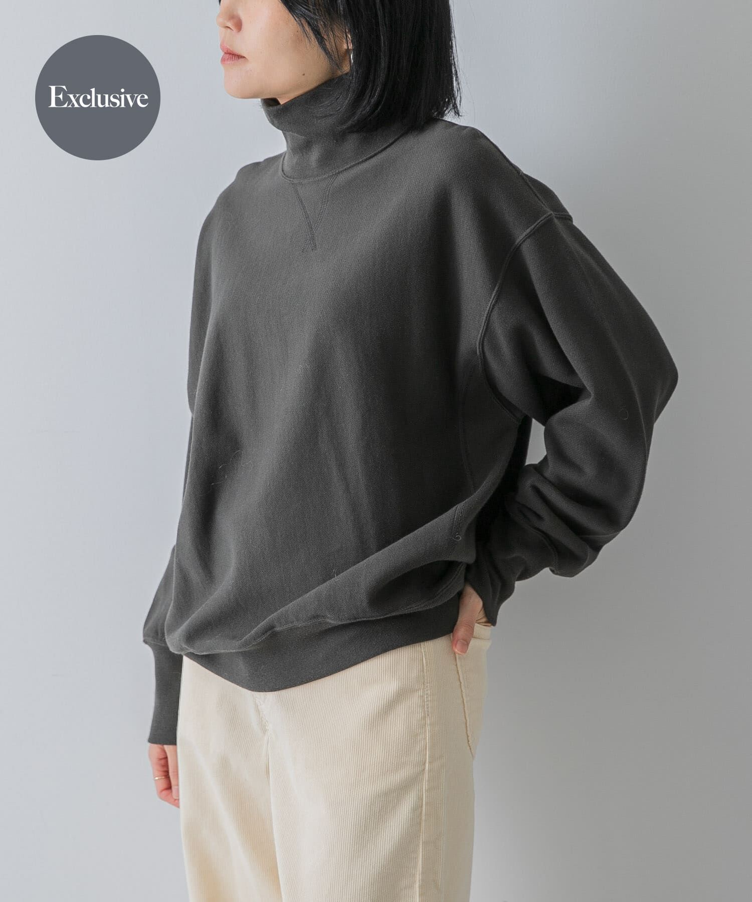 URBAN RESEARCH DOORS「『別注』Champion&times;DOORS　Highneck Sweatshirts」|スウェット・ジャージ|スミクロ