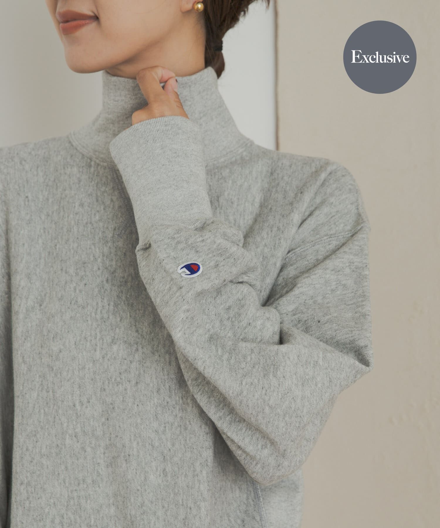 URBAN RESEARCH DOORS「『別注』Champion&times;DOORS　Highneck Sweatshirts」|スウェット・ジャージ|グレー