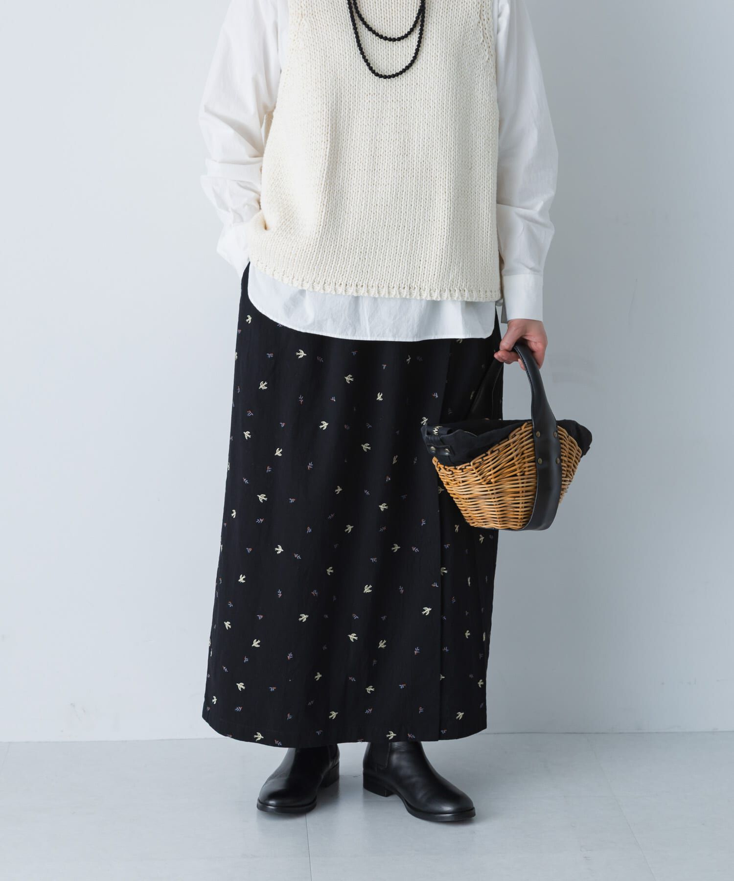 かぐれ「ツバメ刺繍ラップスカート」|スカート|