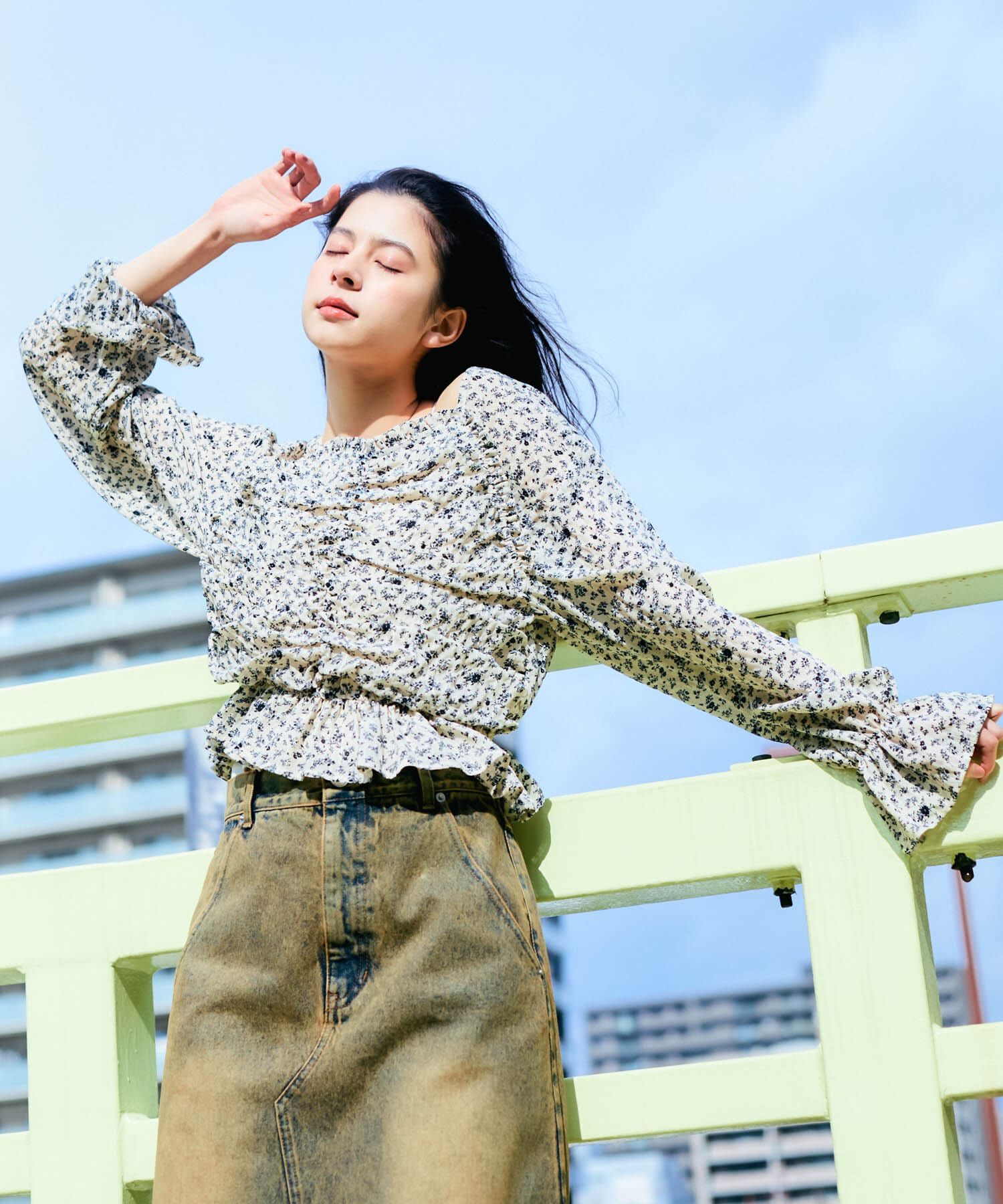  「フラワープリントビスチェブラウス」|シャツ・ブラウス|アイボリー