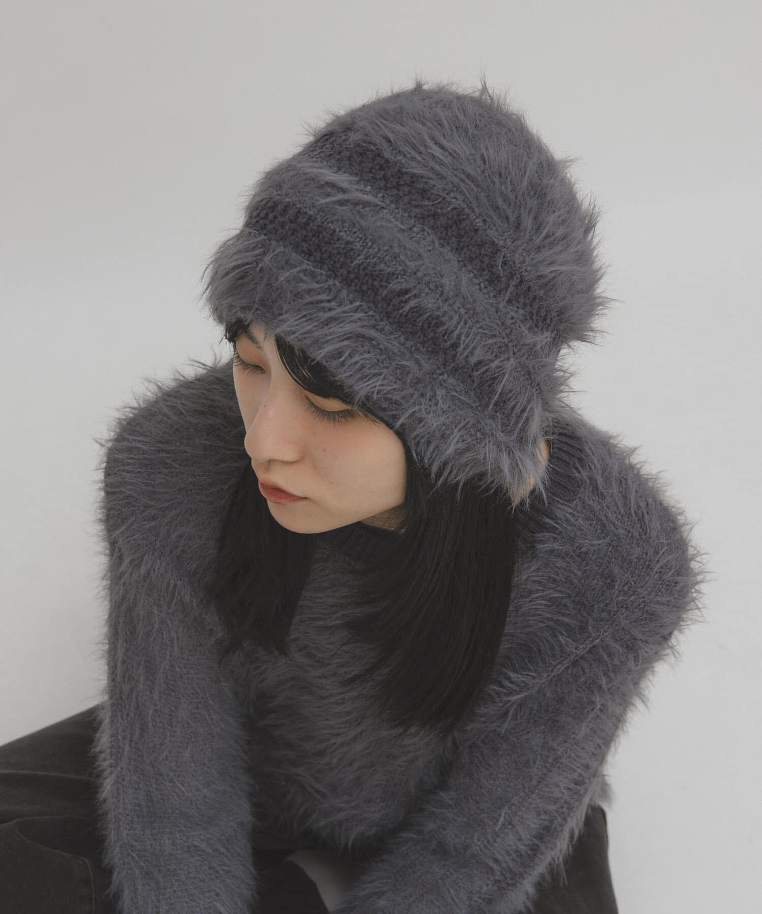  「ラインデザインシャギーニットビーニー」|ニット帽|チャコールグレー