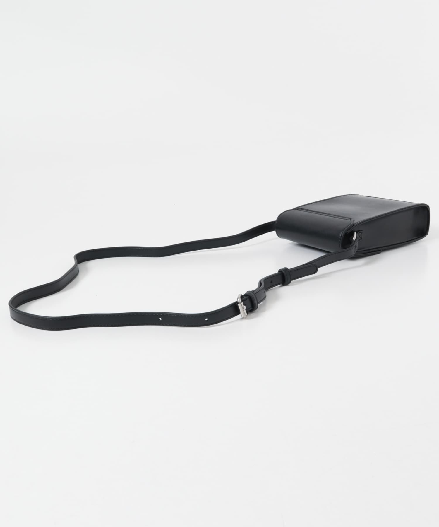 SENSE OF PLACE by URBAN RESEARCH「スクエアフラップミニショルダー」|ショルダー・メッセンジャー|