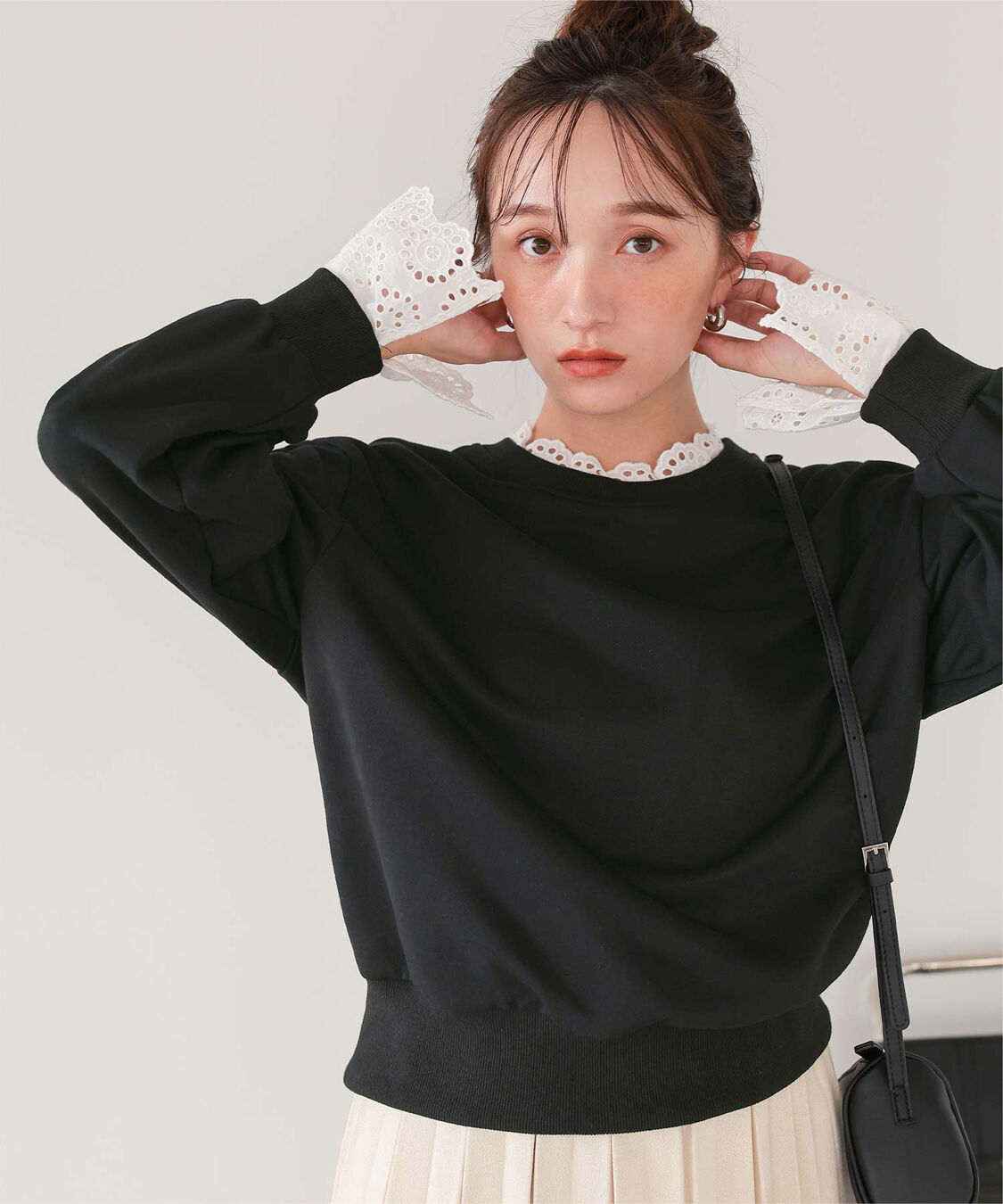 titivate「コットンレースドッキングスウェット」|スウェット・ジャージ|ブラック