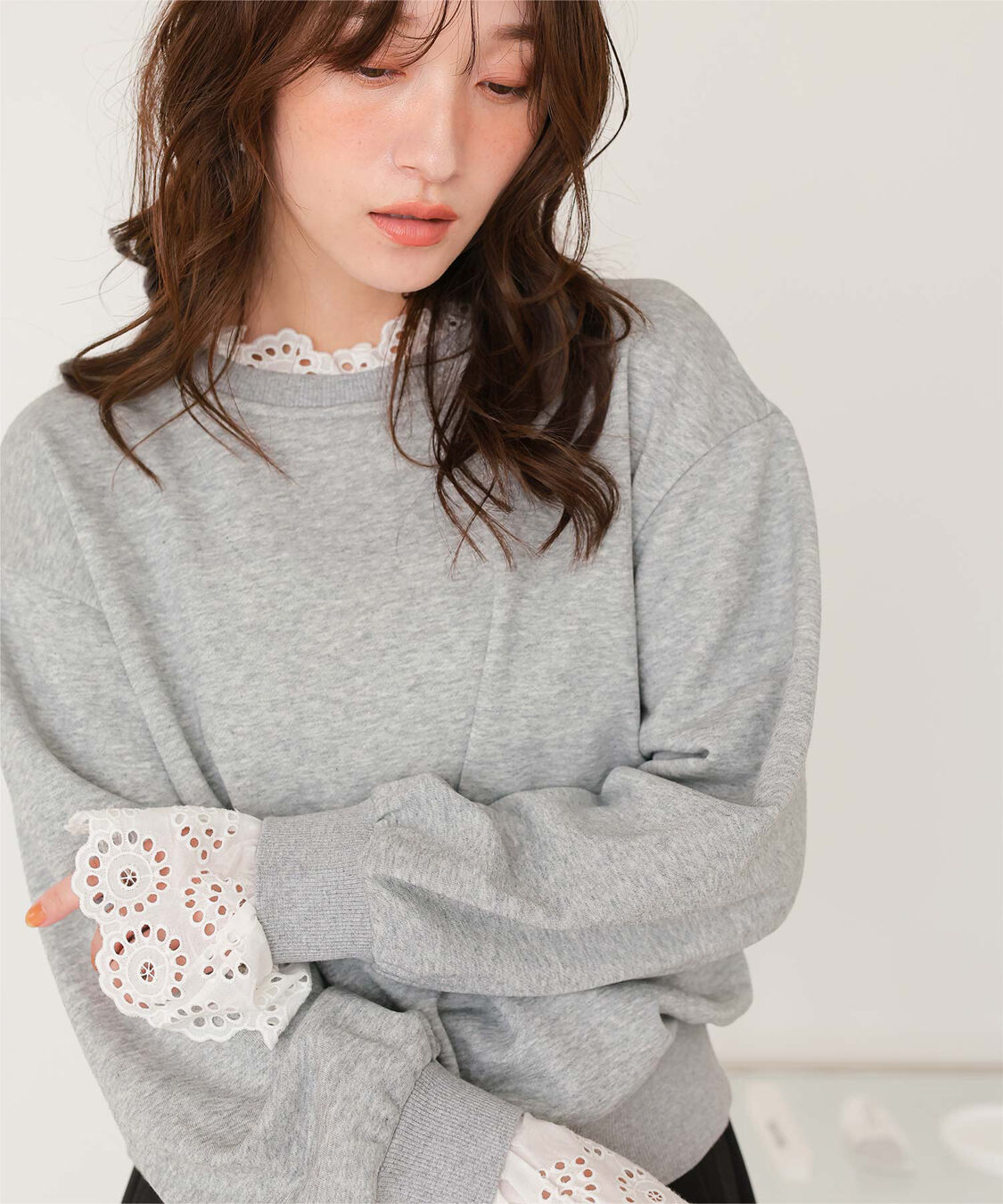titivate「コットンレースドッキングスウェット」|スウェット・ジャージ|
