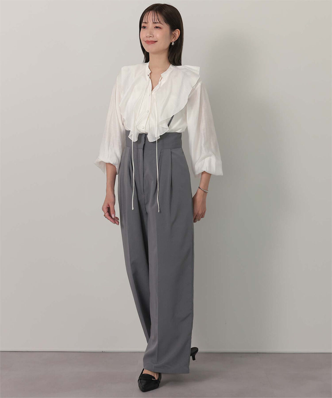 ur's「ラッフルデザインブラウス」|シャツ・ブラウス|