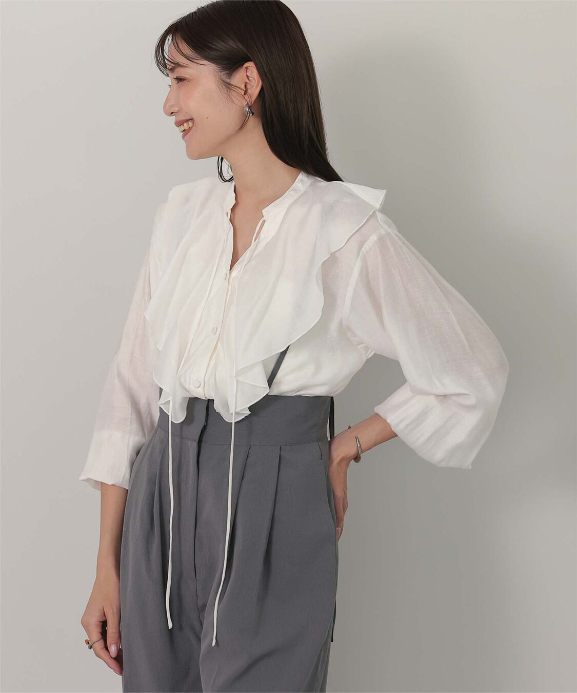 ur's「ラッフルデザインブラウス」|シャツ・ブラウス|