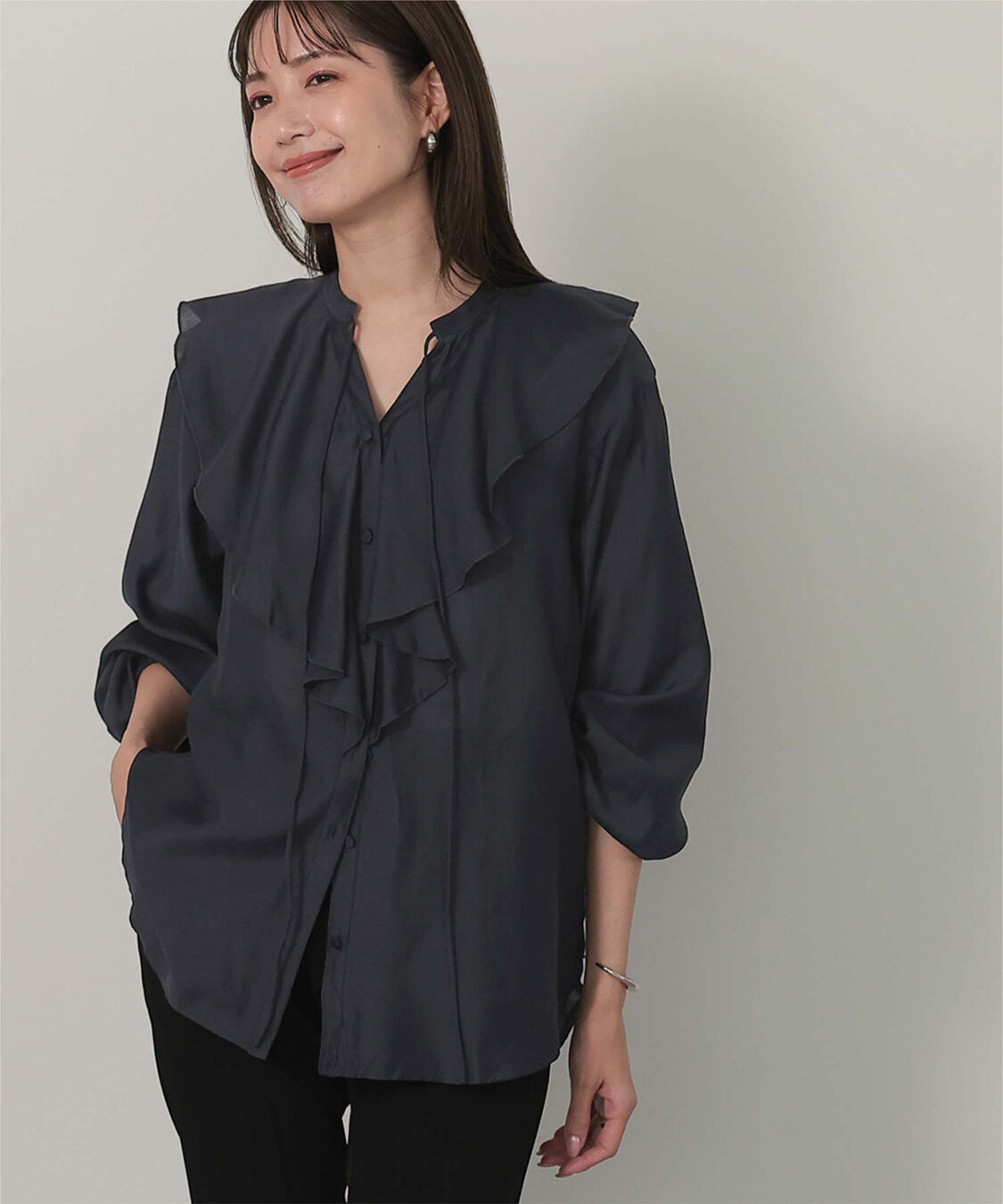 ur's「ラッフルデザインブラウス」|シャツ・ブラウス|