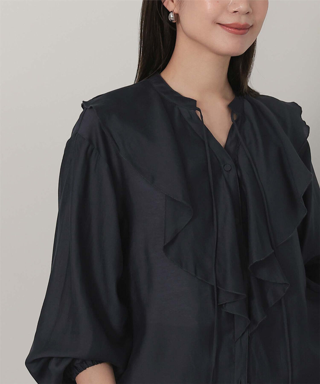 ur's「ラッフルデザインブラウス」|シャツ・ブラウス|
