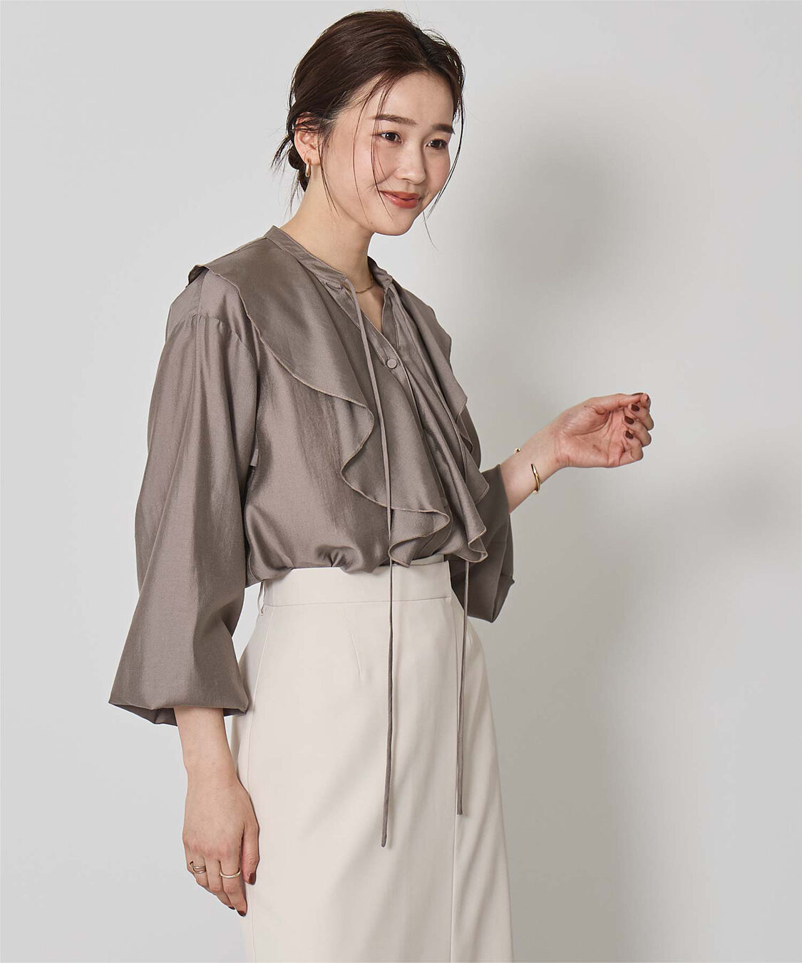 ur's「ラッフルデザインブラウス」|シャツ・ブラウス|