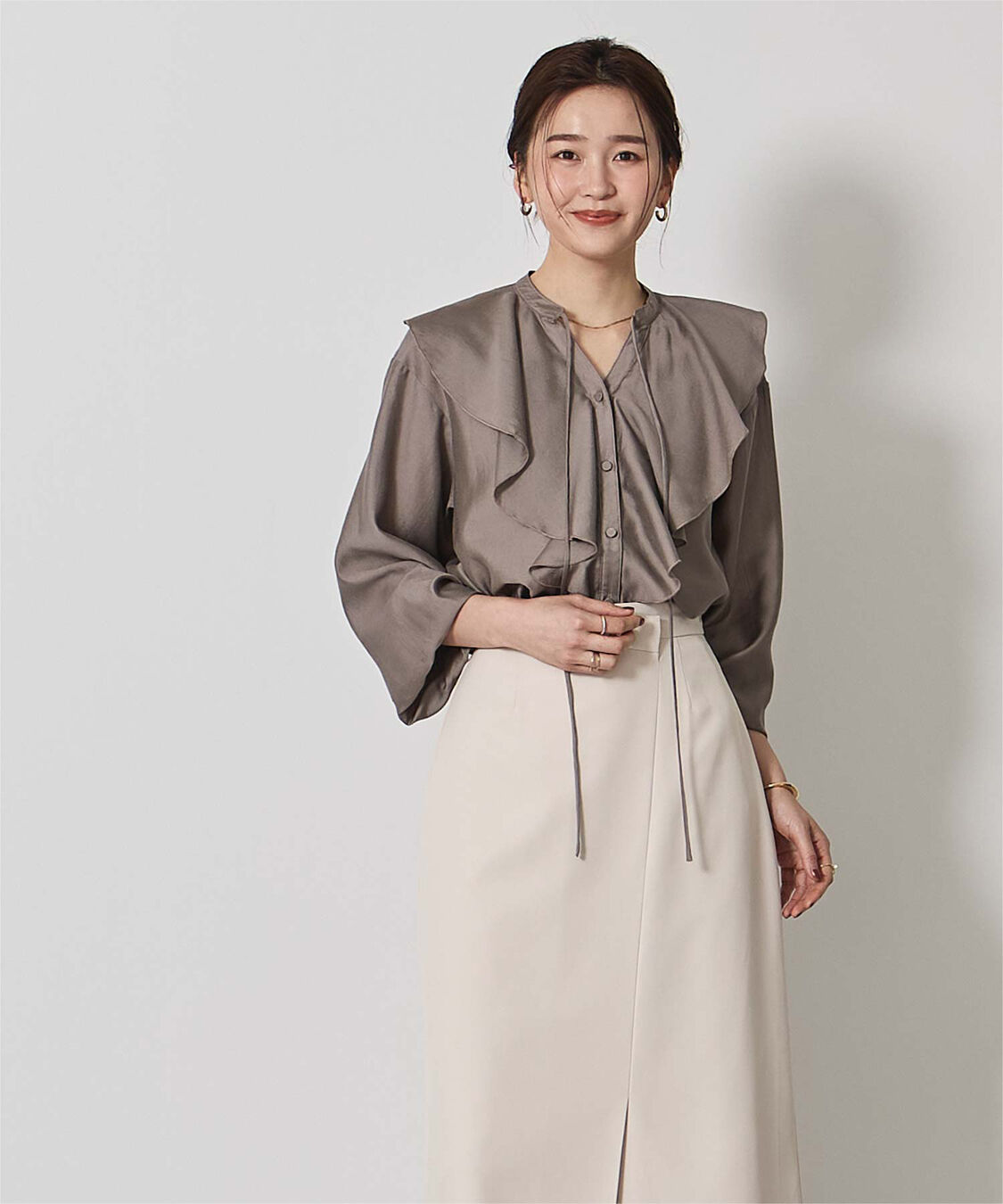 ur's「ラッフルデザインブラウス」|シャツ・ブラウス|