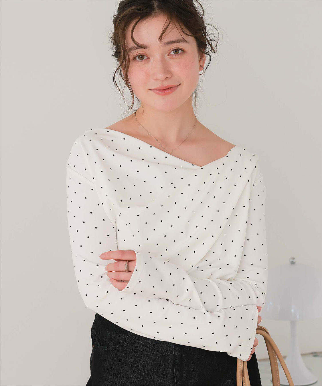 titivate「オフショルダーロングスリーブTシャツ」|Tシャツ・カットソー|