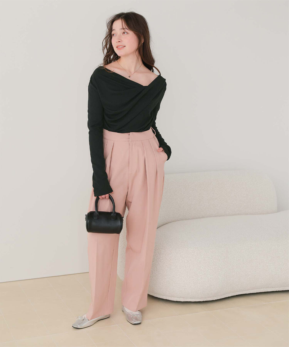 titivate「オフショルダーロングスリーブTシャツ」|Tシャツ・カットソー|