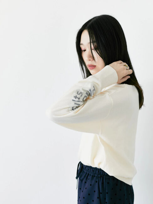 Samansa Mos2 blue「◎袖ロゴニットプルオーバー」|ニット・セーター|