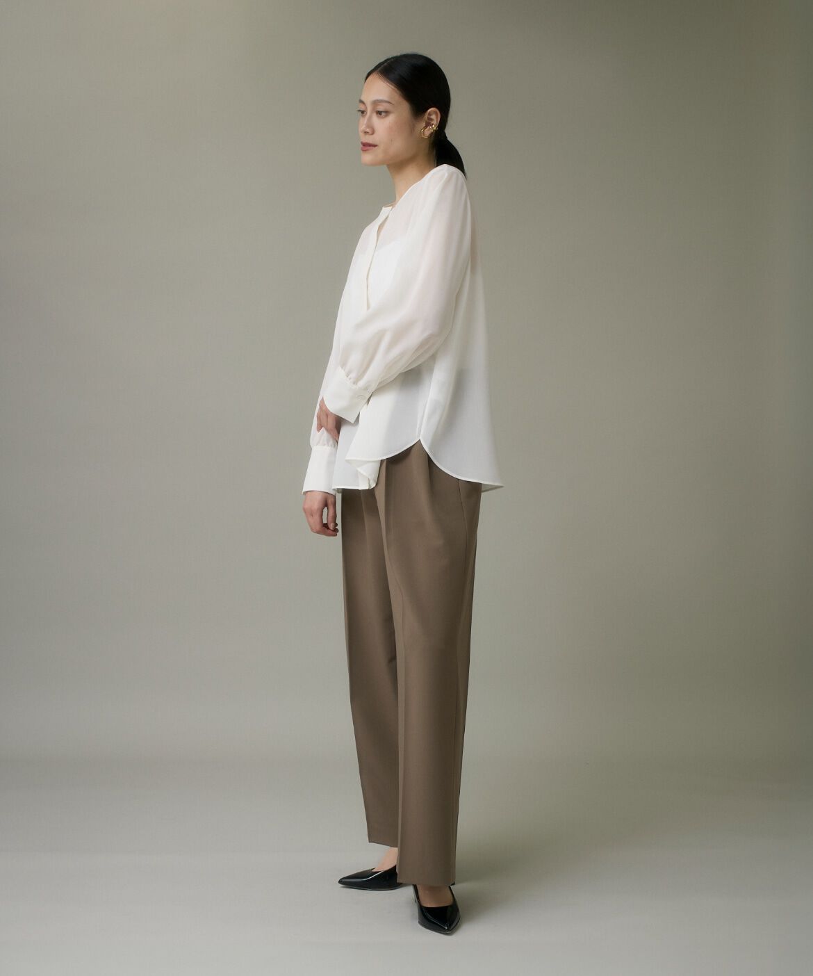 DAY by DAY it&rsquo;s international「シアーノーカラーブラウス」|シャツ・ブラウス|