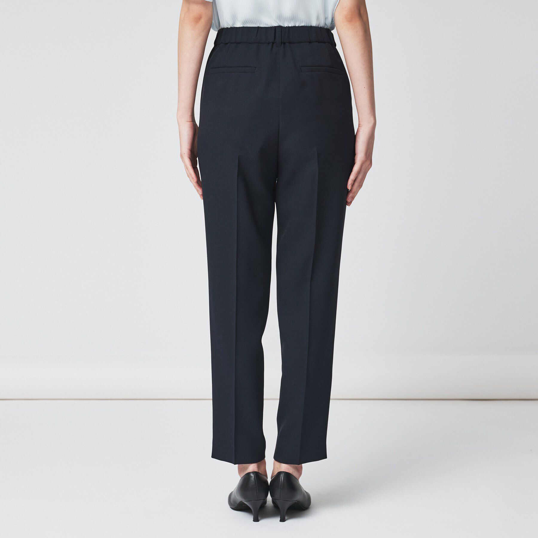 UNTITLED「【通勤スーツ/入卒/セレモニー】ライトウェイト テーパードパンツ」|その他|