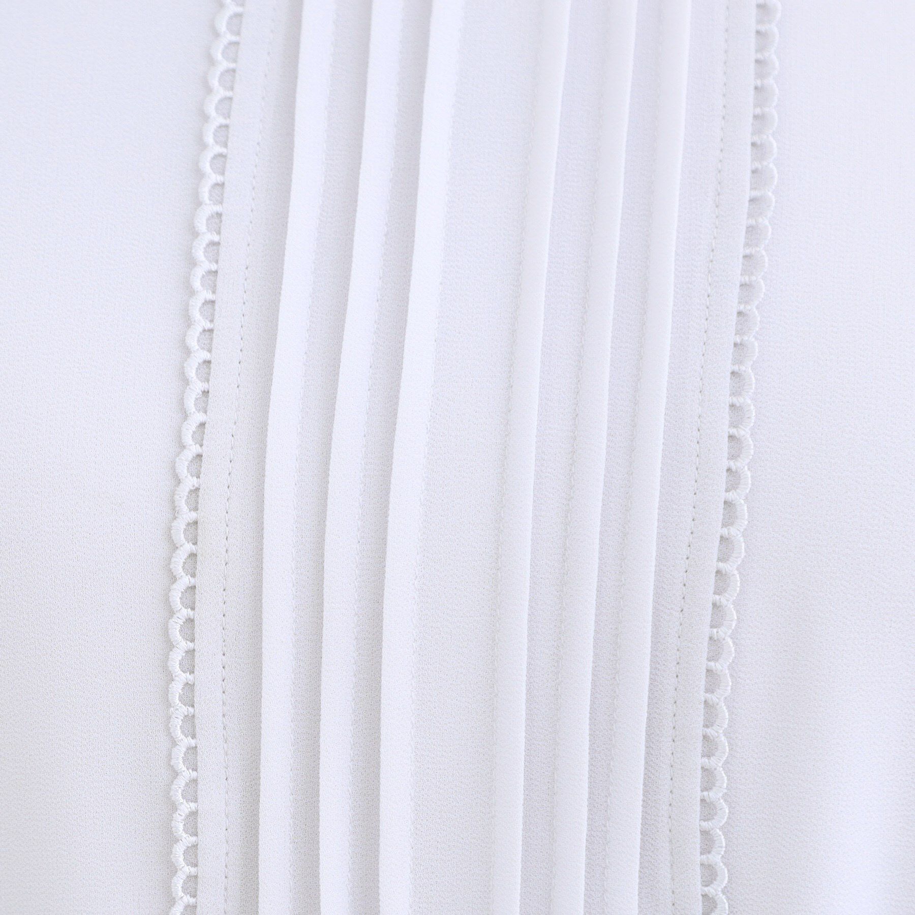 Reflect「【フォーマル／入卒／お仕事に◎】ピンタック&times;スカラレースブラウス」|シャツ・ブラウス|