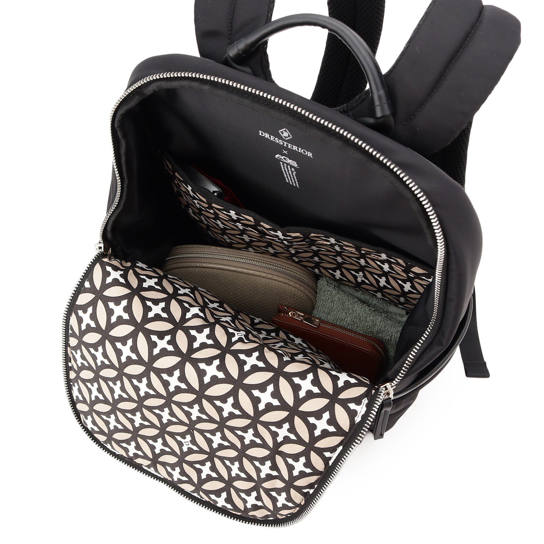 DRESSTERIOR「【CLASSY.12月号掲載/荷重軽減】サスペンションマルチポケットリュック」|リュック|