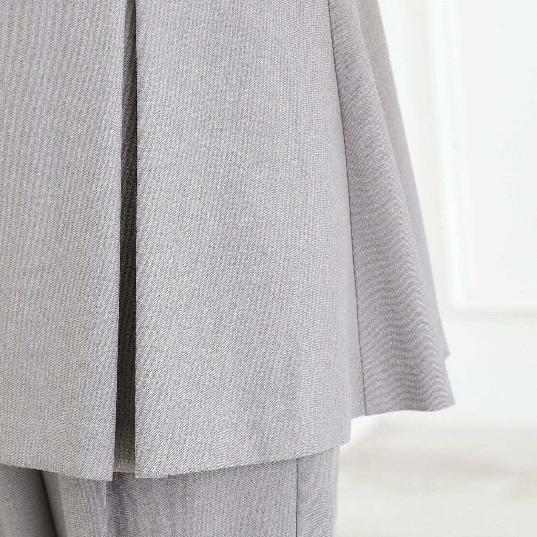 grove「【マシンウォッシュ/防シワ】袖ドッキングペプラムブラウス【着回しカセット】」|シャツ・ブラウス|