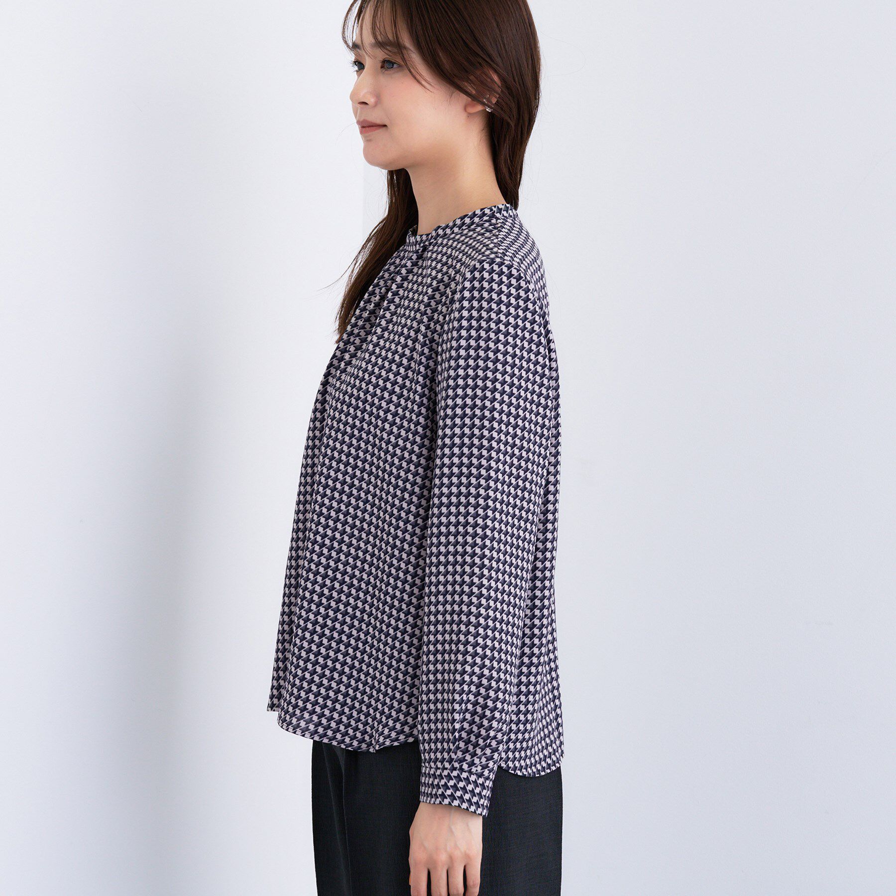 INDIVI「【通勤／オフィス】タックジョーゼットブラウス」|シャツ・ブラウス|