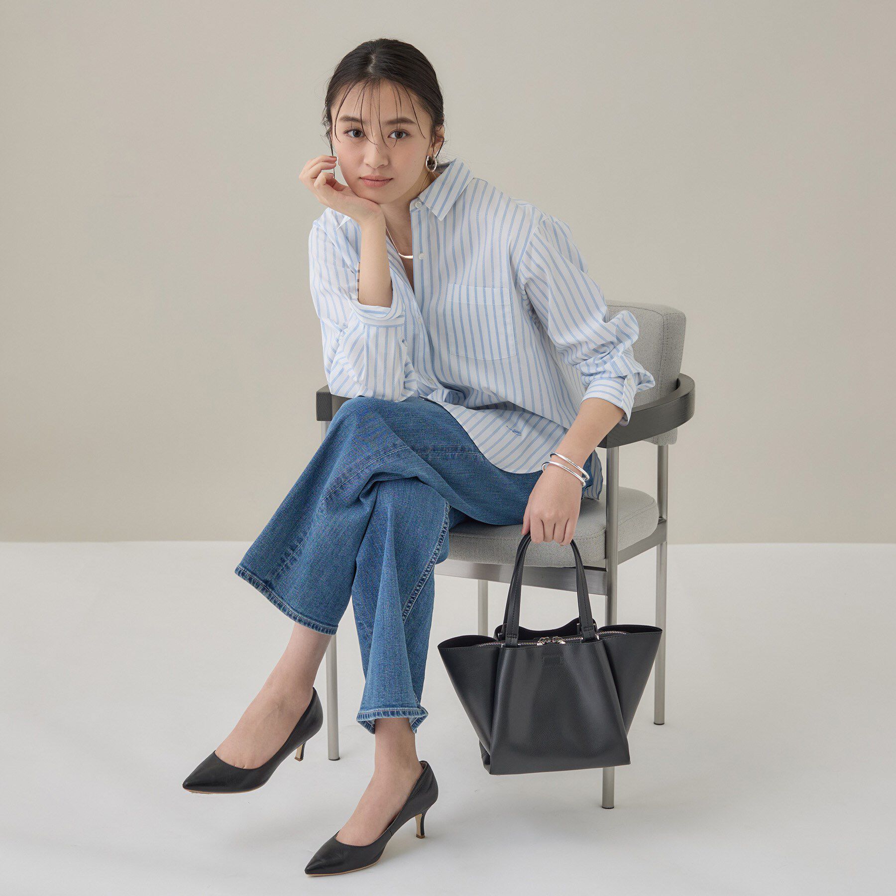 INDIVI「【ミドルサイズ／合皮】キャリアタックバッグ」|ハンドバッグ|