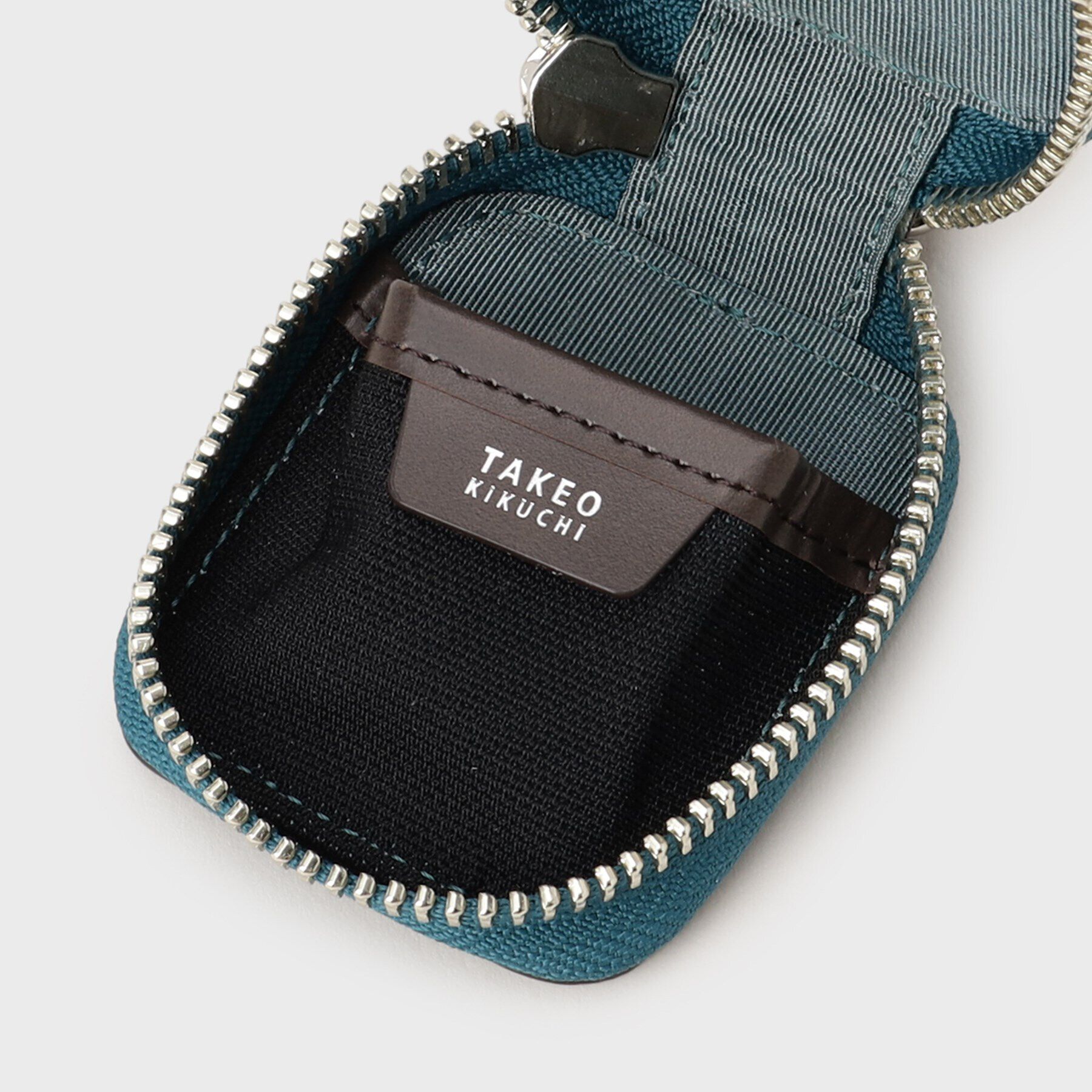 TAKEO KIKUCHI「【NEW レザーリップルシリーズ】Bluetoothイヤフォン＆マルチケース」|その他|