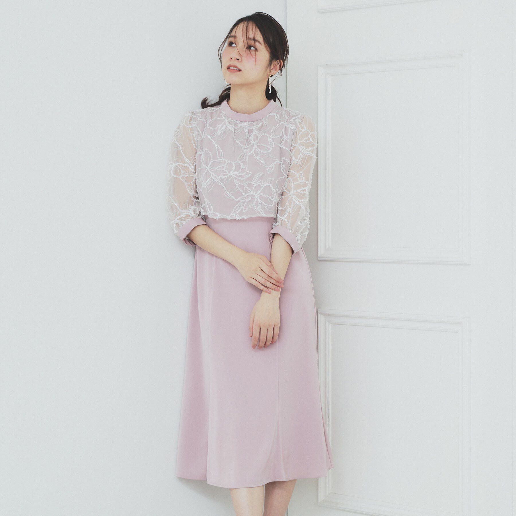 index「フラワーチュールドッキングフレアワンピース【洗濯機洗い可】」|ワンピース|