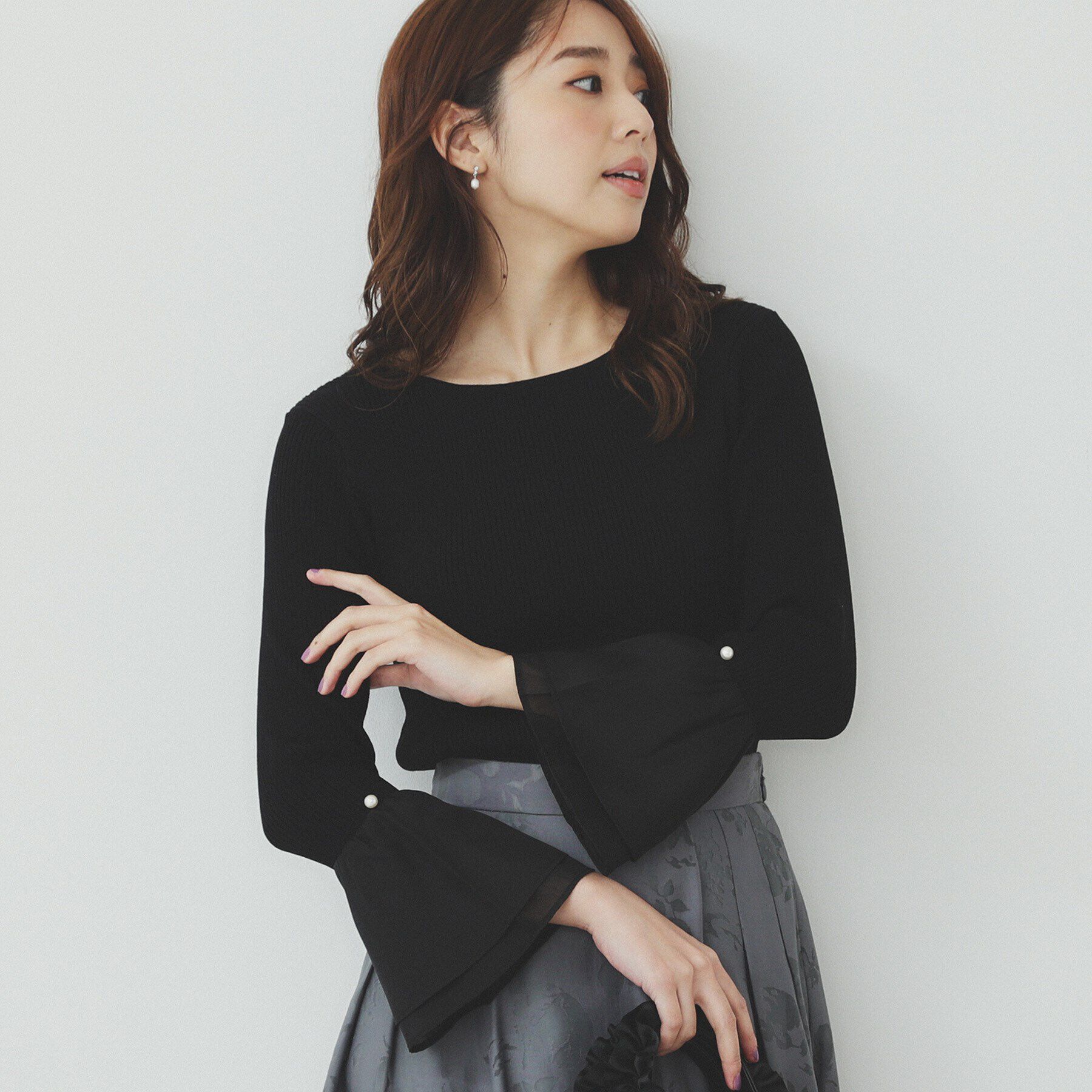 index「フレアスリーブリブニット【洗濯機洗い可】」|ニット・セーター|ブラック(019)