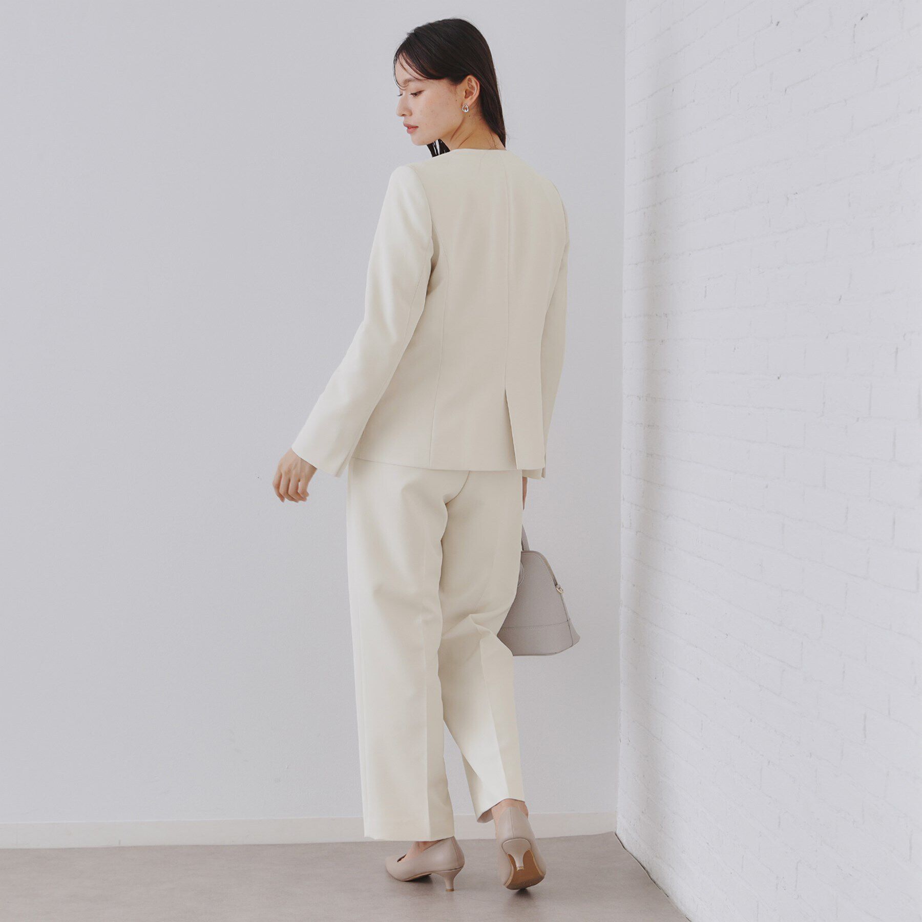 OPAQUE.CLIP「《通勤・セレモニー/セットアップ対応》Vネックジャケット/ダブルクロス【洗濯機洗い可】」|ノーカラージャケット|