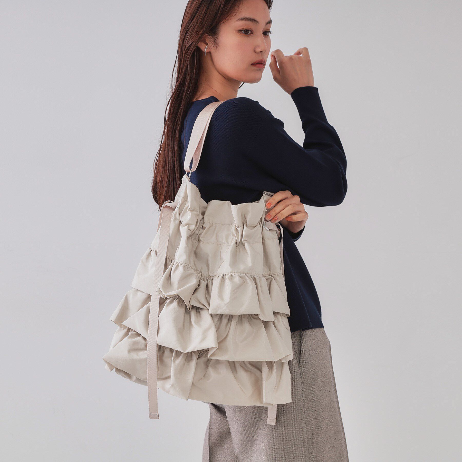 OPAQUE.CLIP「【長さ調整可能】ドロストリボンフリルティアードショルダーバッグ」|ショルダー・メッセンジャー|