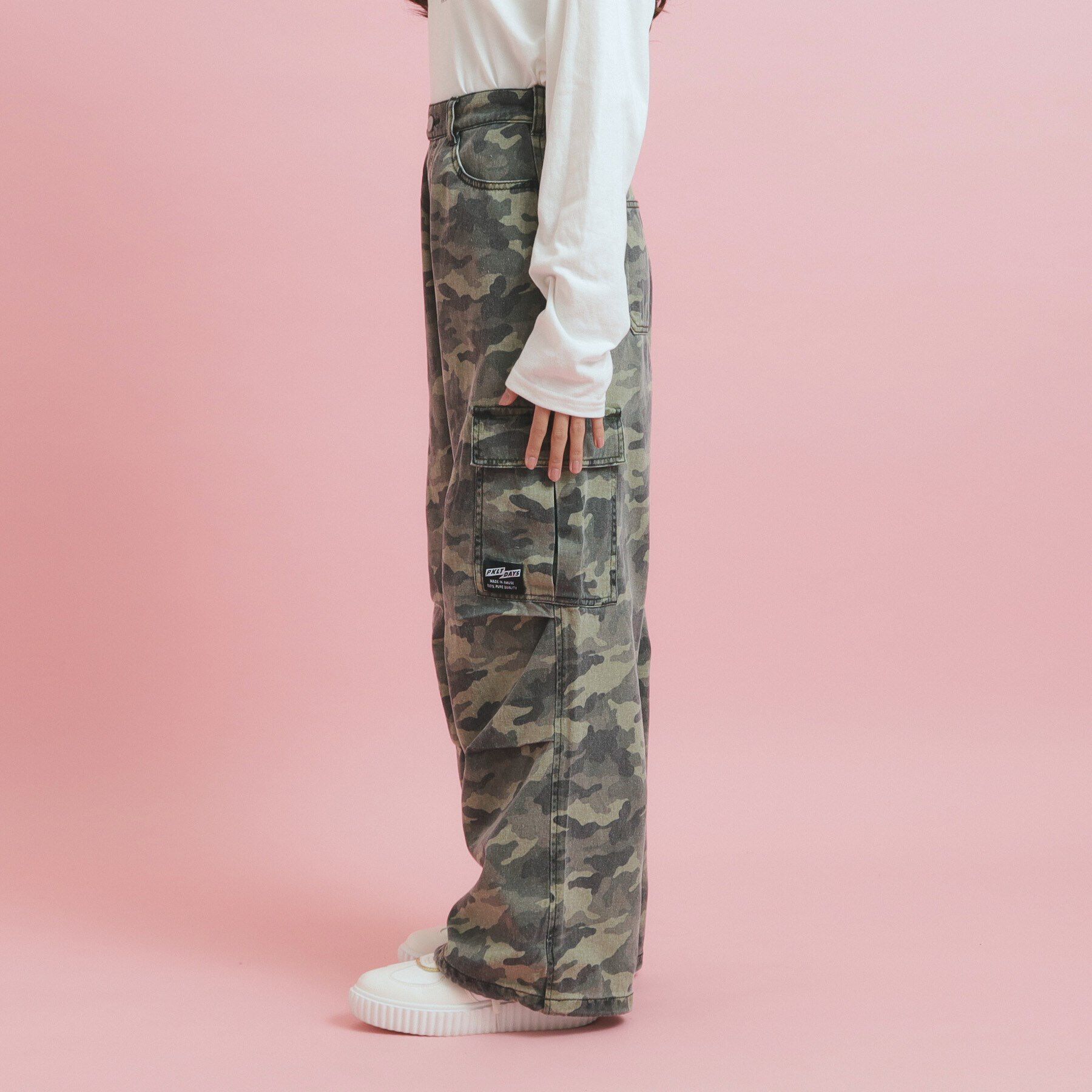 PINK-latte「ゆったりシルエットのカーゴパンツ」|その他|