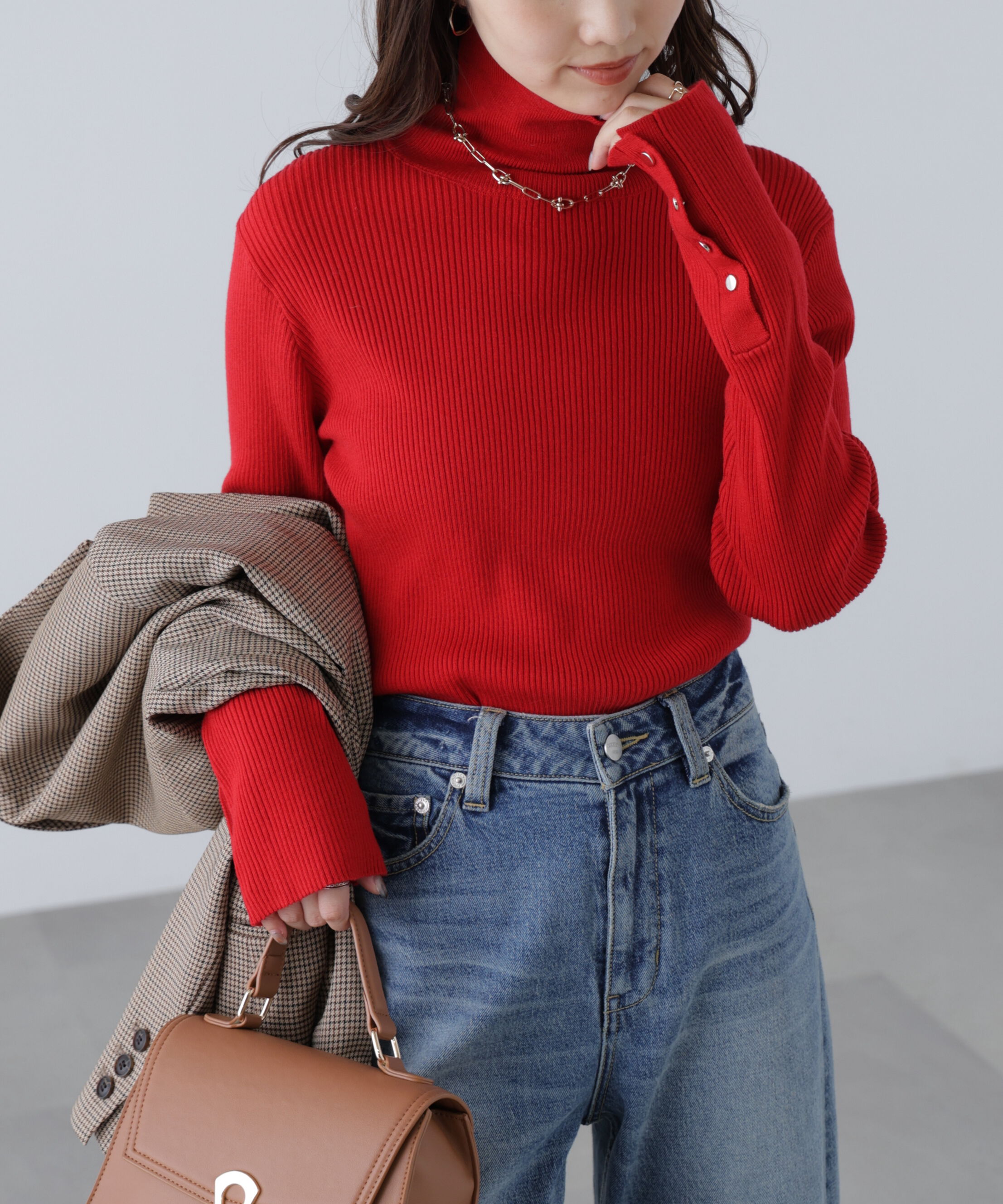  「袖金ボタンリブタートルニット」|ニット・セーター|