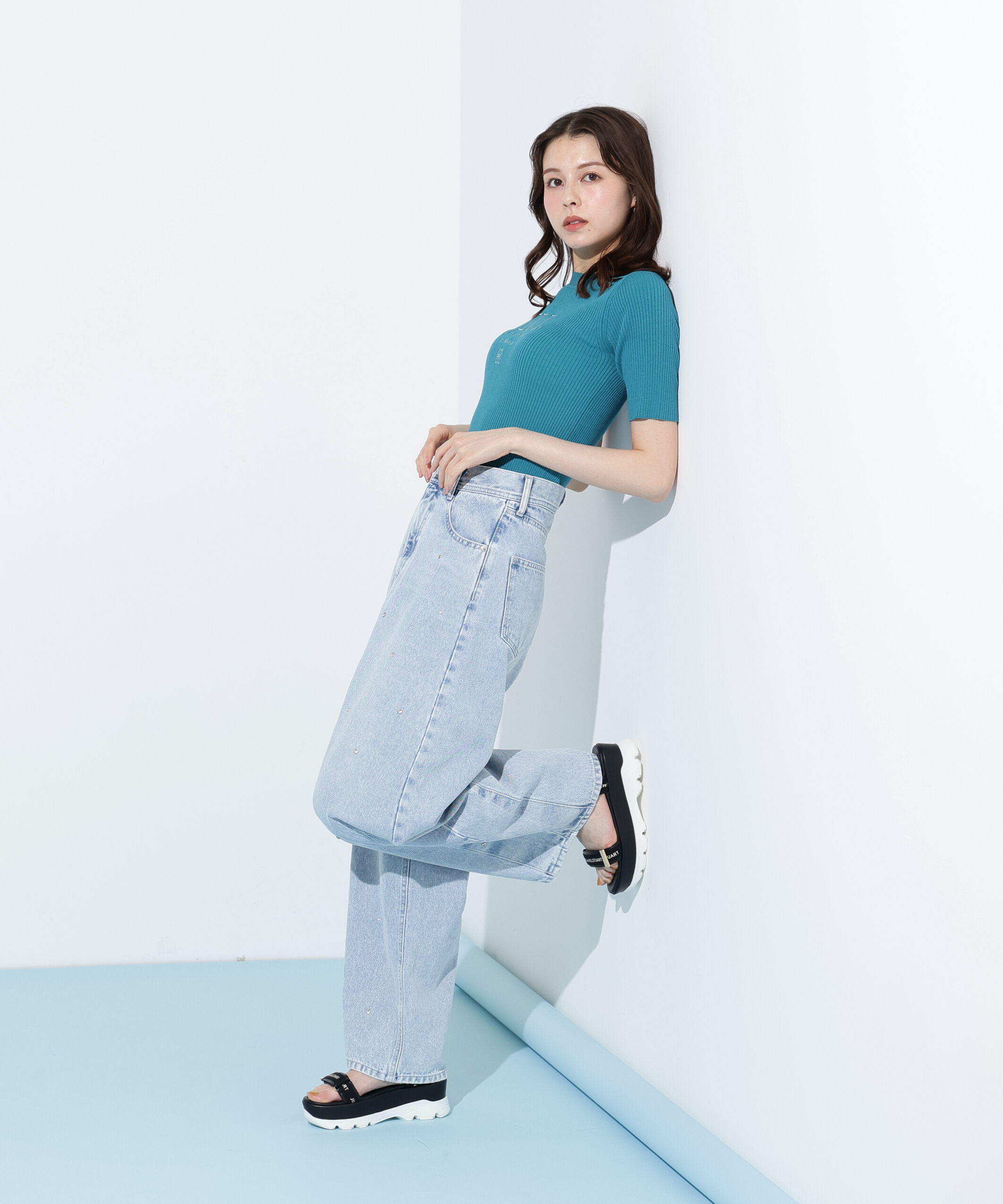  「ロゴ刺繍コンパクトリブニット」|ニット・セーター|