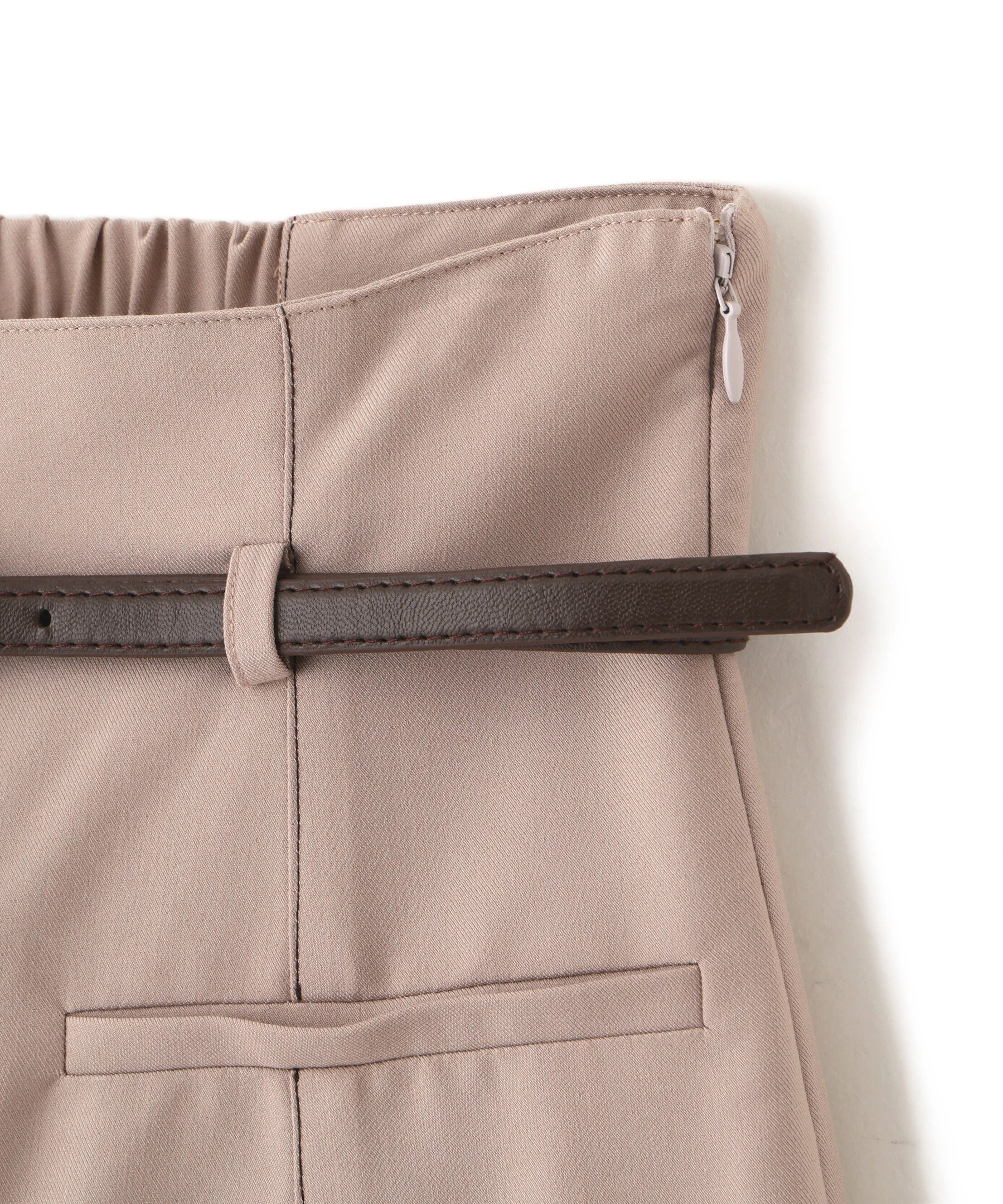  「細ベルト付きセミフレアスカート」|スカート|