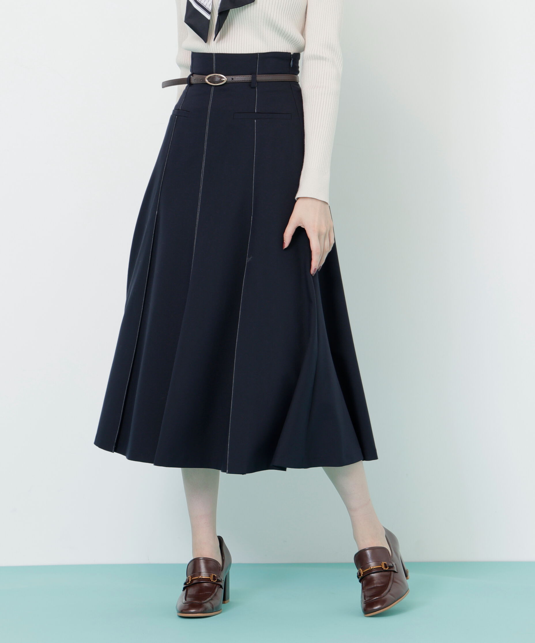 「細ベルト付きセミフレアスカート」|スカート|