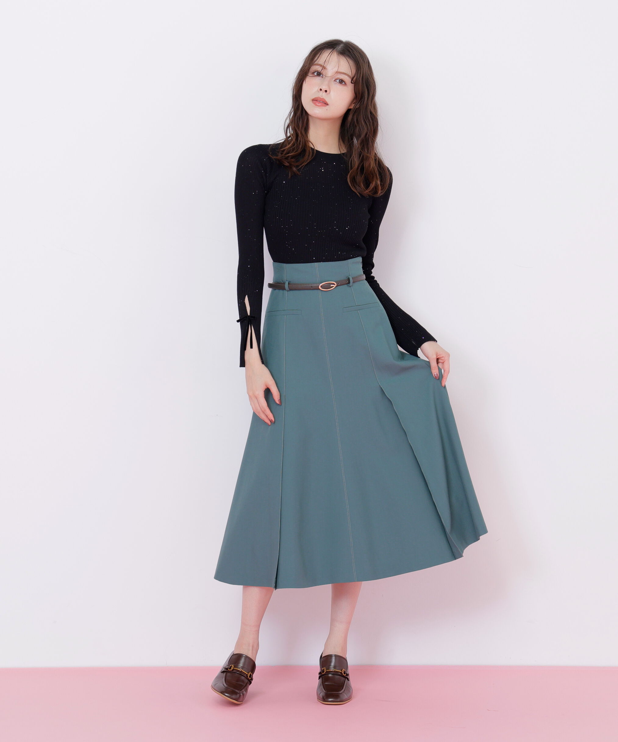  「細ベルト付きセミフレアスカート」|スカート|