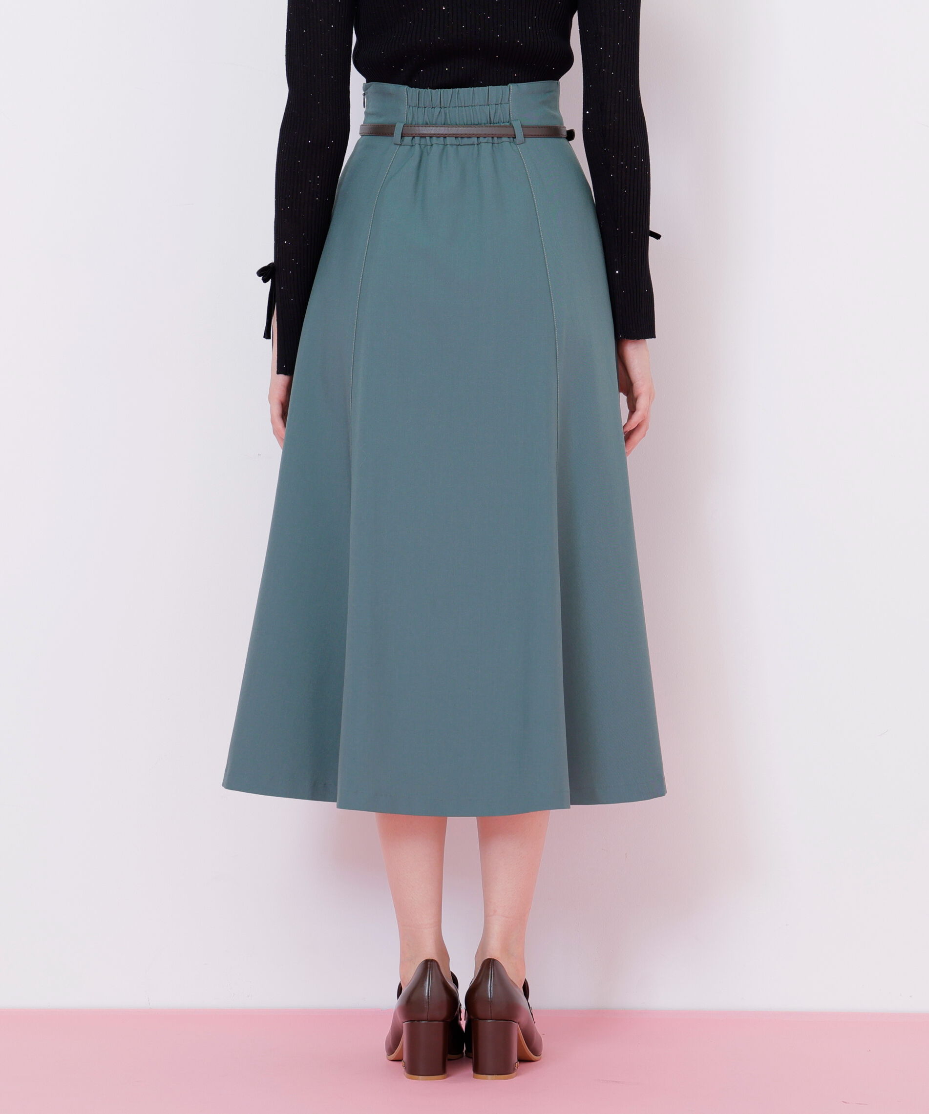  「細ベルト付きセミフレアスカート」|スカート|