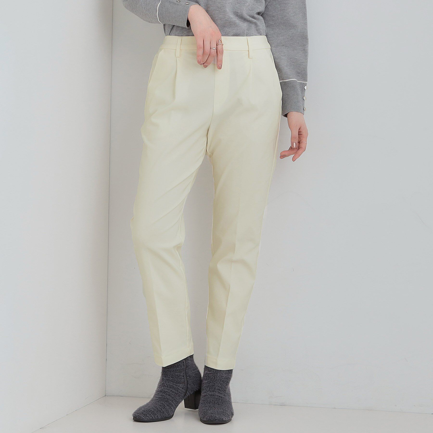 SHOO･LA･RUE「【洗濯機可/S-LL/あったか】すっきり上品に 裏起毛テーパードパンツ」|その他|アイボリー(004)