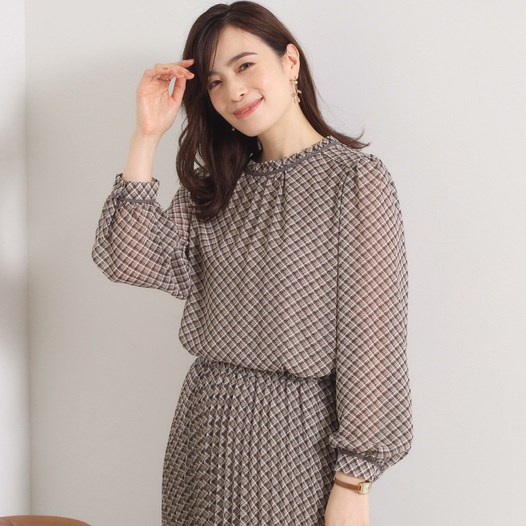 ITS&rsquo;DEMO「【手洗い可／セットアップ可】チェックスタンドフリルブラウス」|シャツ・ブラウス|