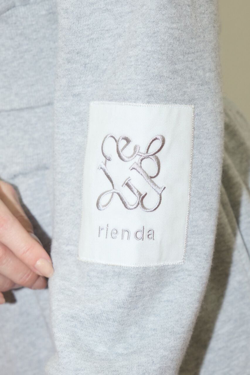 rienda「Rパッチ付きレディーススウェットトップス」|パーカー|