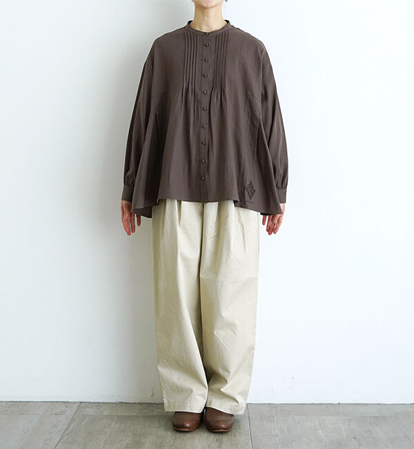 オオカミとフクロウ「オオカミと真夜中のティータイム」|シャツ・ブラウス|ブラウン