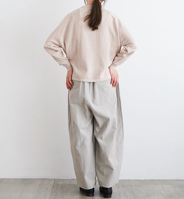 休日と詩「小さなポケットのニット」|ニット・セーター|