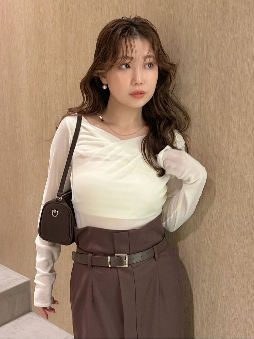 FRAY I.D「デコルテタックフロッキーチュールトップス」|Tシャツ・カットソー|