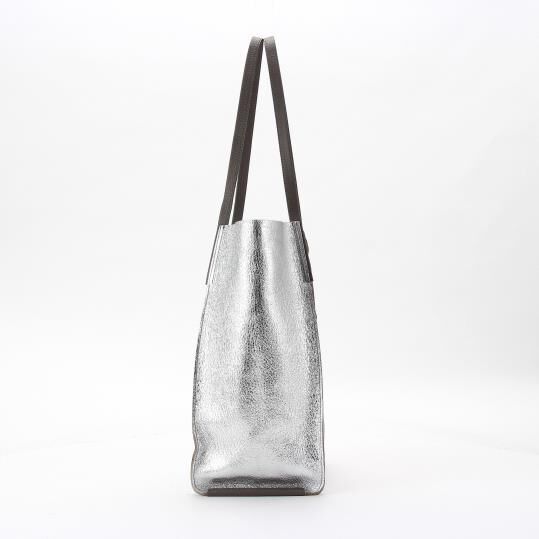 銀座かねまつ「RM25521　【本革】リバーシブルショルダーバッグ」|ショルダー・メッセンジャー|