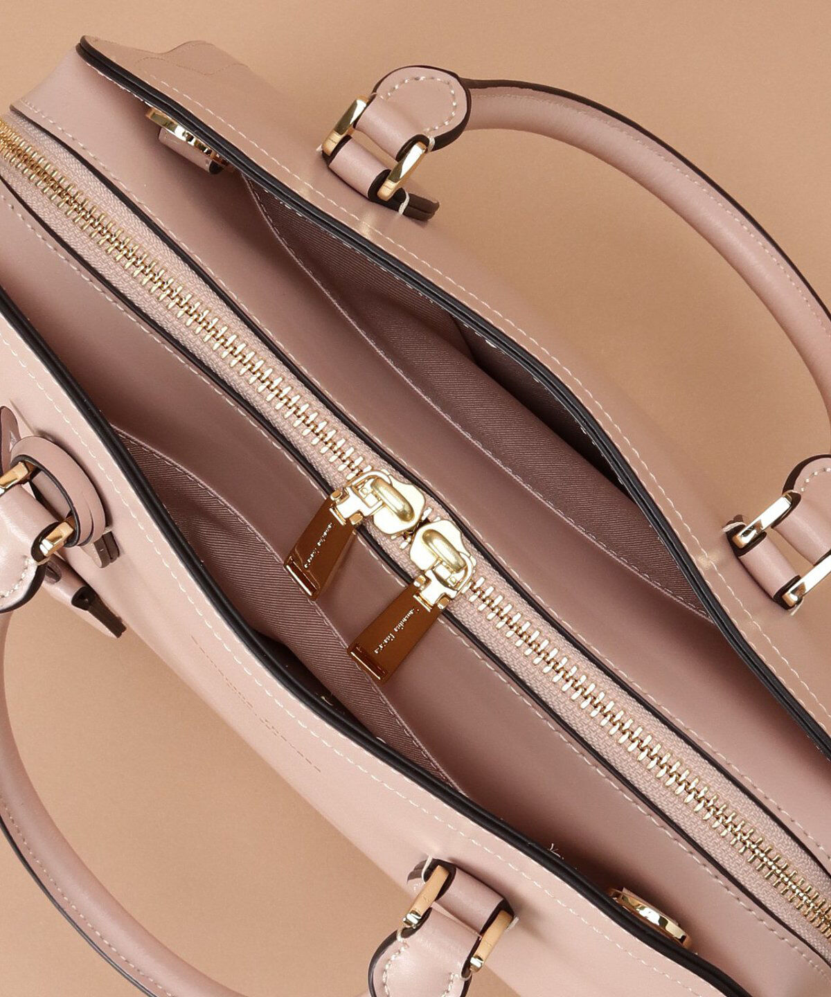 Samantha Thavasa「トラペズミニヨン ボストンバッグ 大サイズ」|ハンドバッグ|