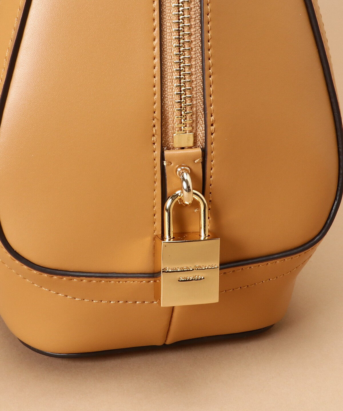 Samantha Thavasa「トラペズミニヨン ボストンバッグ 大サイズ」|ハンドバッグ|