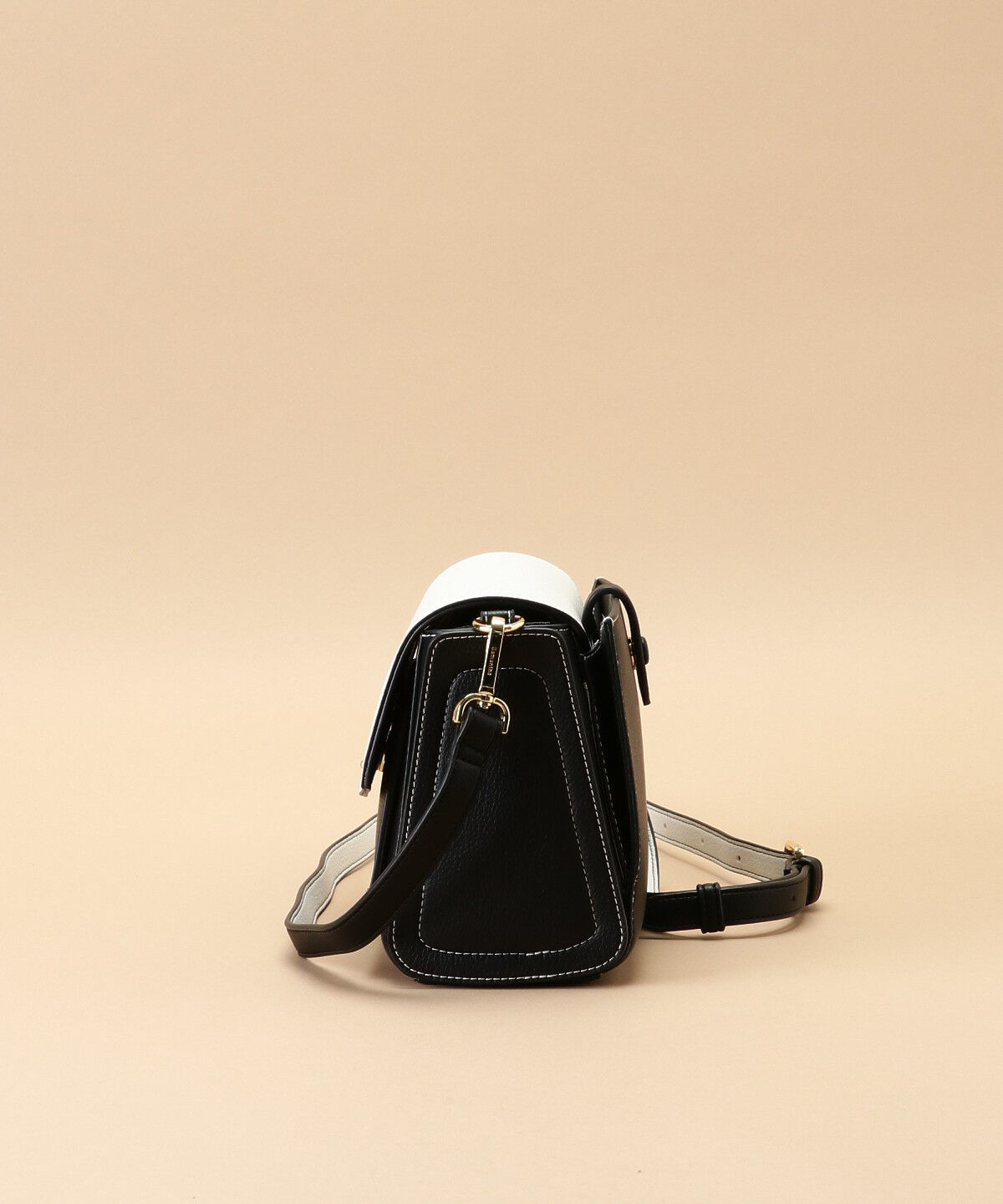 Samantha Thavasa「ミラー付き ショルダーバッグ」|ショルダー・メッセンジャー|