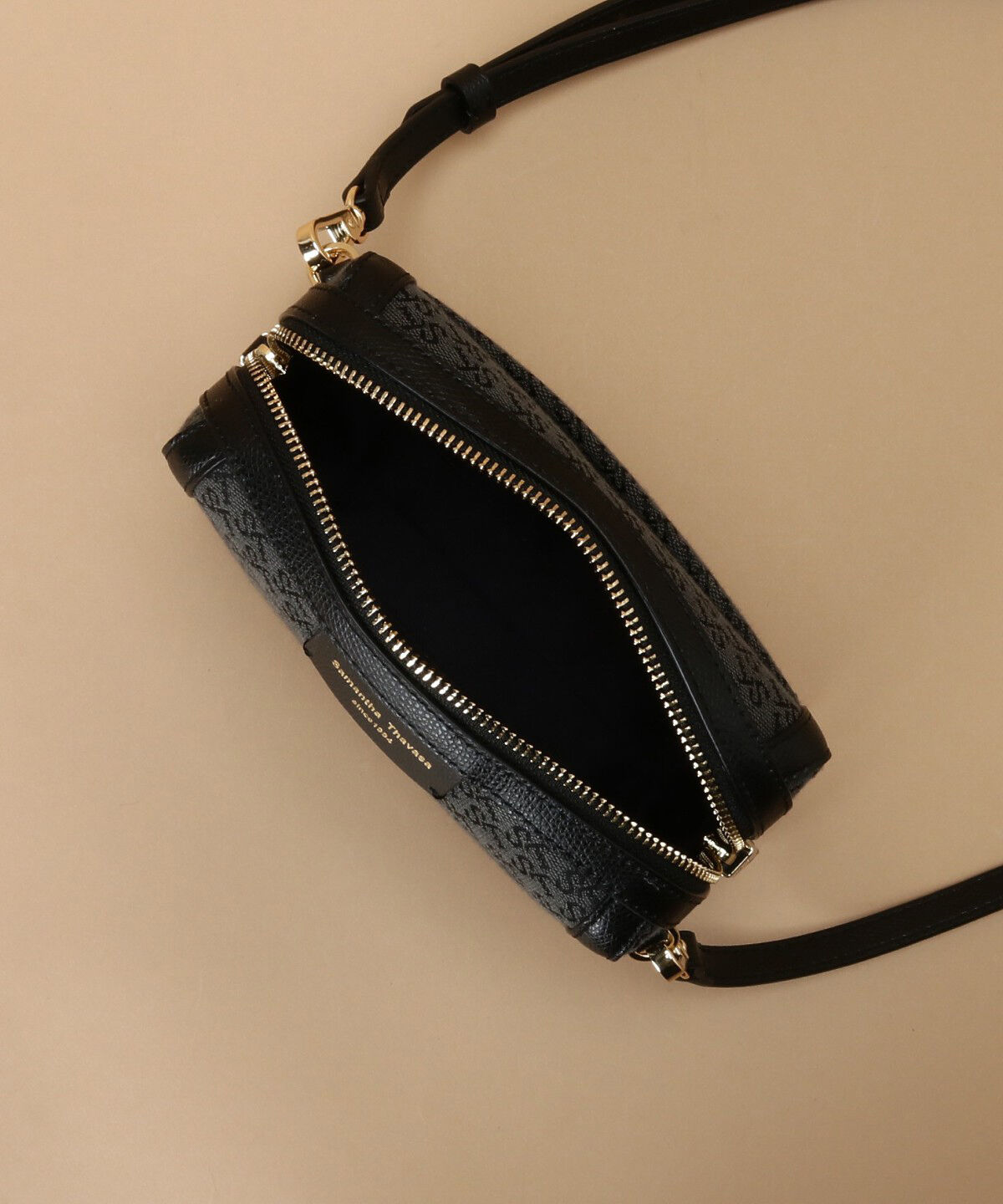 Samantha Thavasa「ST Jacquard ポシェットカレ」|ショルダー・メッセンジャー|