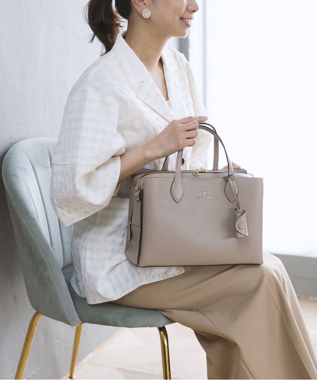 Samantha Thavasa「ウォータプルーフレザー ボックスハンドバッグ 大サイズ」|ハンドバッグ|