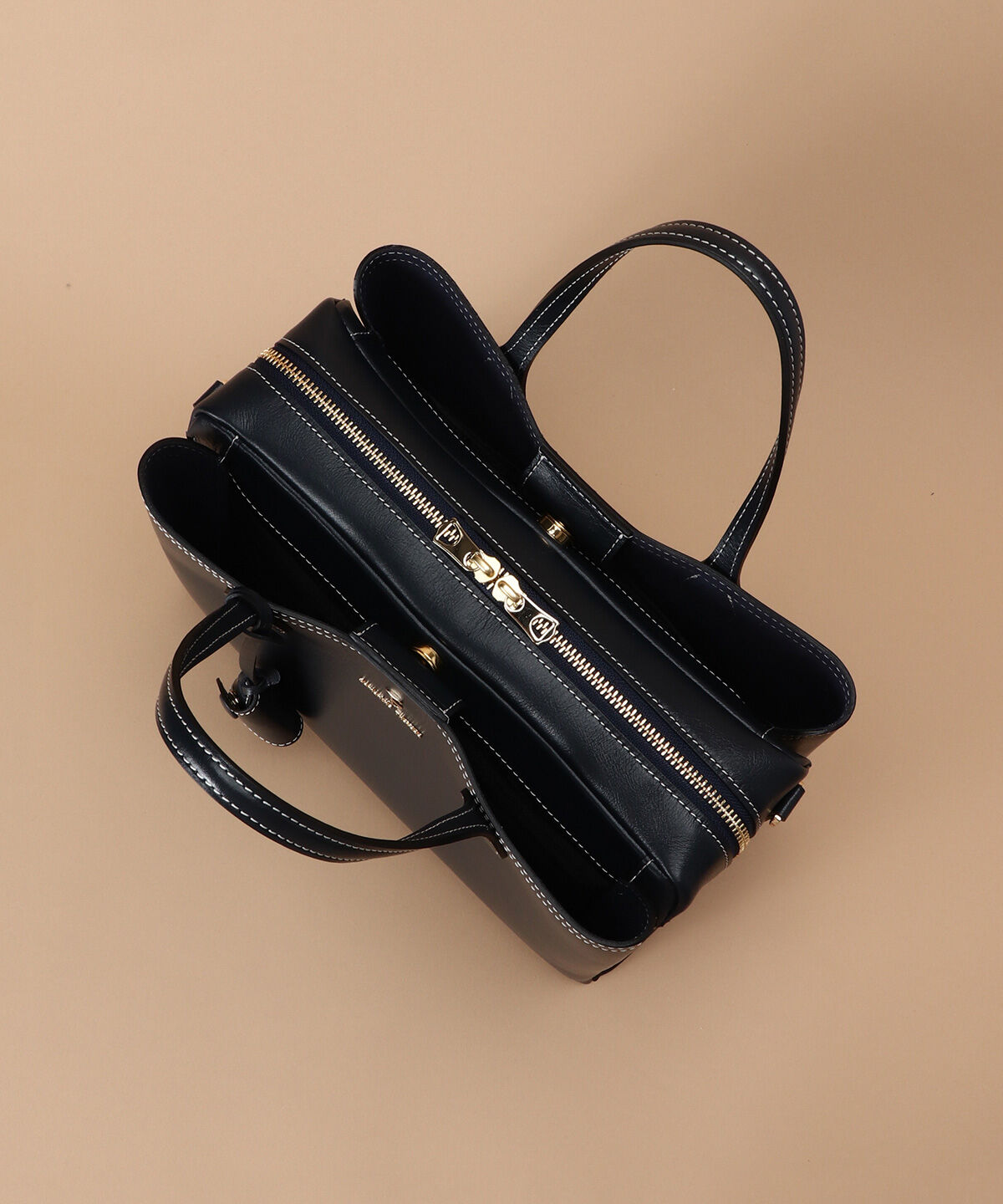 Samantha Thavasa「ウォータプルーフレザー ボックスハンドバッグ 大サイズ」|ハンドバッグ|