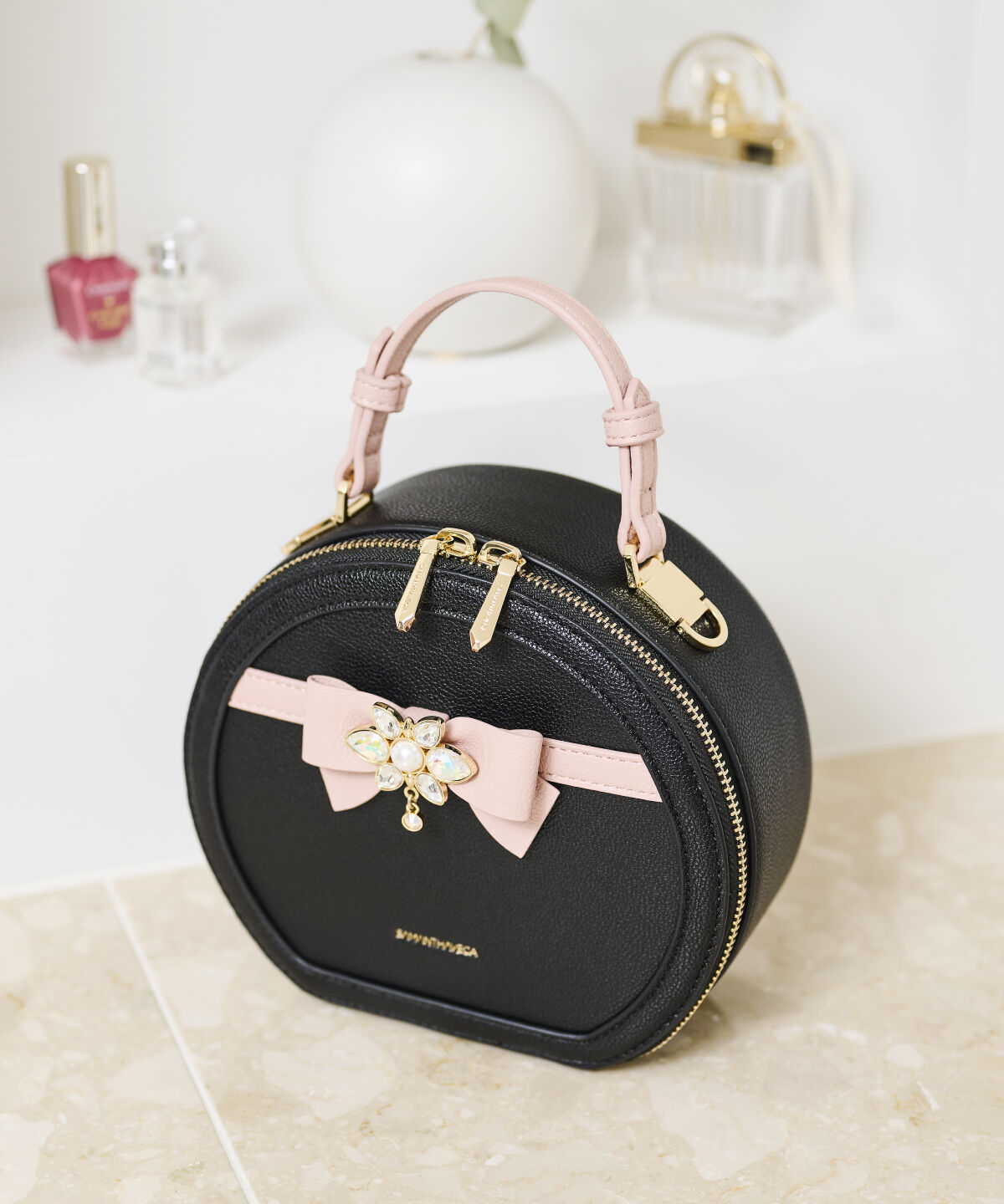 Samantha Vega「リボンラウンドショルダーバッグ」|ショルダー・メッセンジャー|ブラック